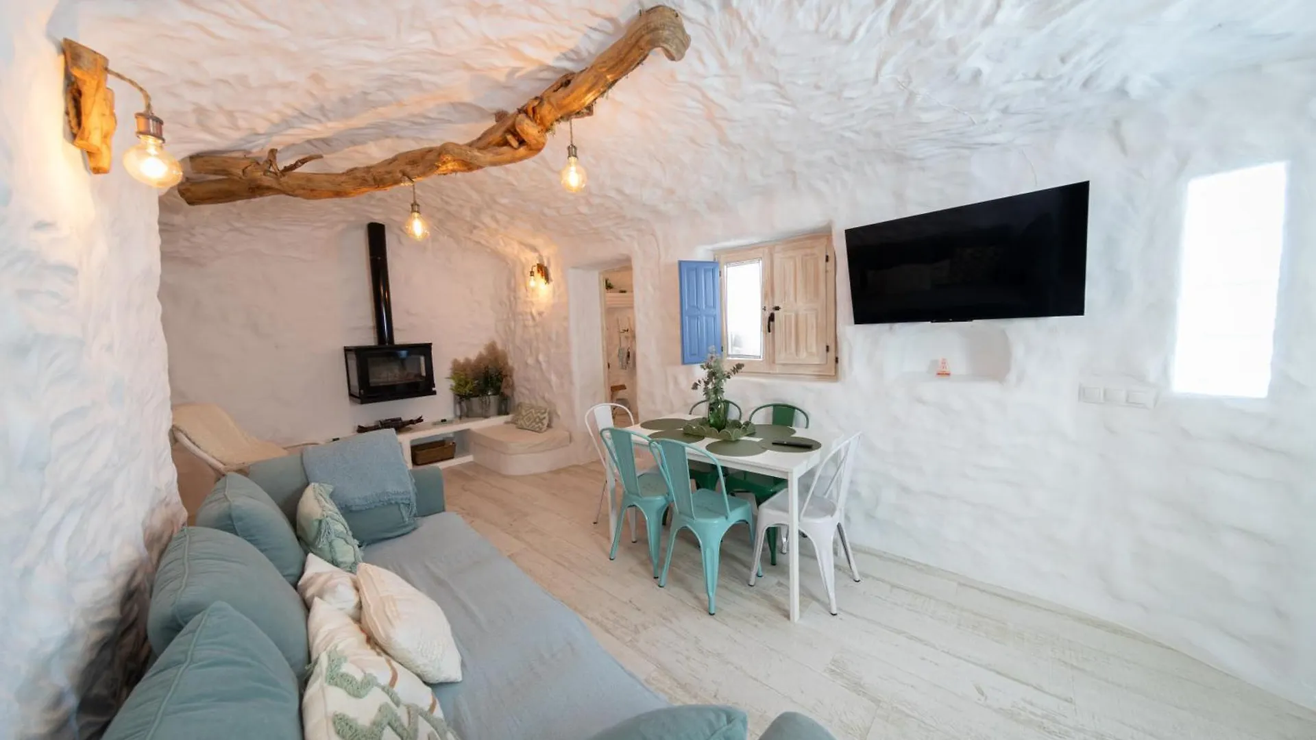 Complejo Cuevas Otto Guest House Baza 0*,  Spain