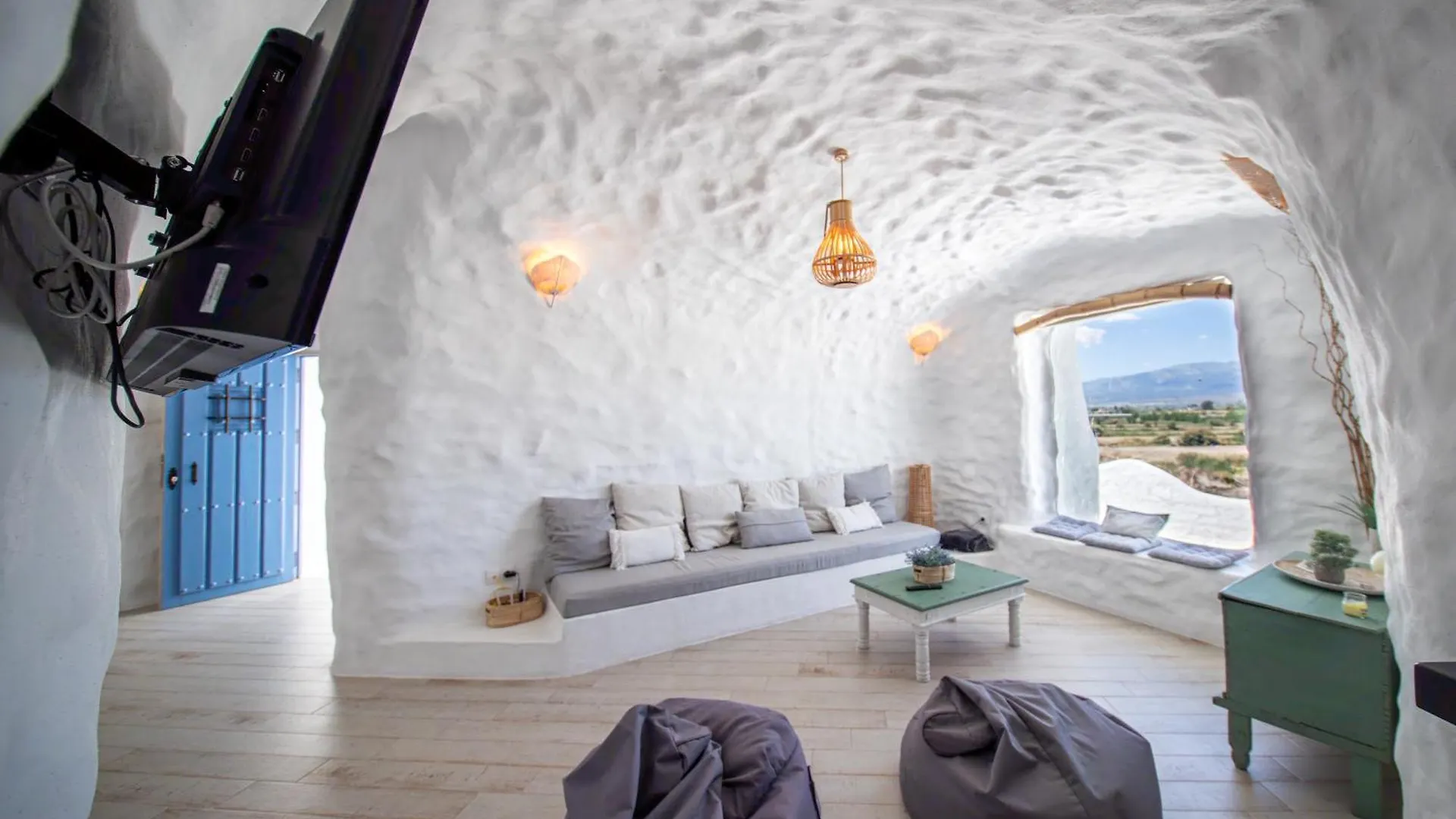 Complejo Cuevas Otto Guest House Baza Country house