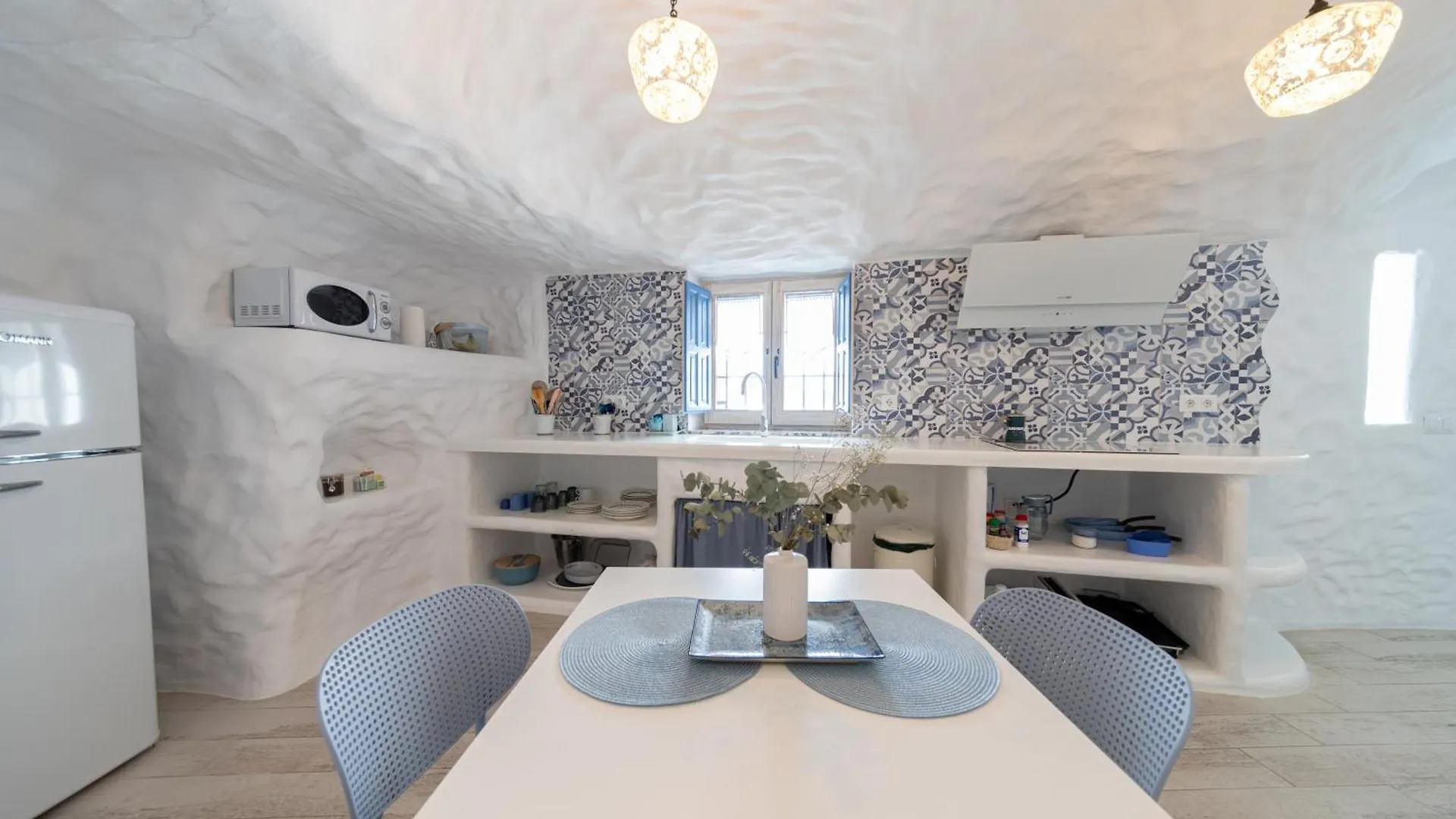 Complejo Cuevas Otto Guest House Baza Country house